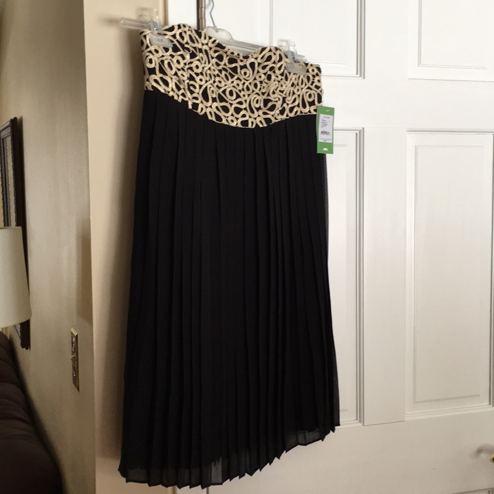 NWT Lilly Pulitzer black dress,gold trim, pleated - Picture 2 of 6